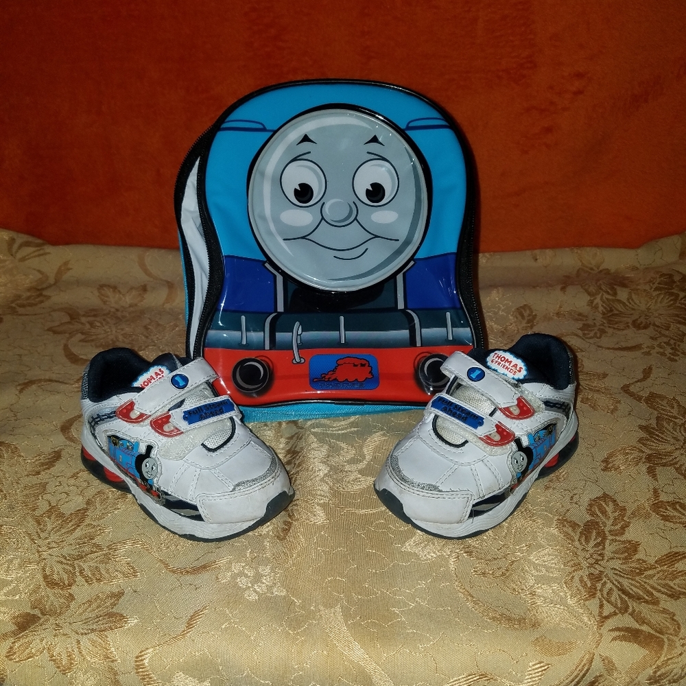 Bundle Thomas The Train sneakers & lunchbox